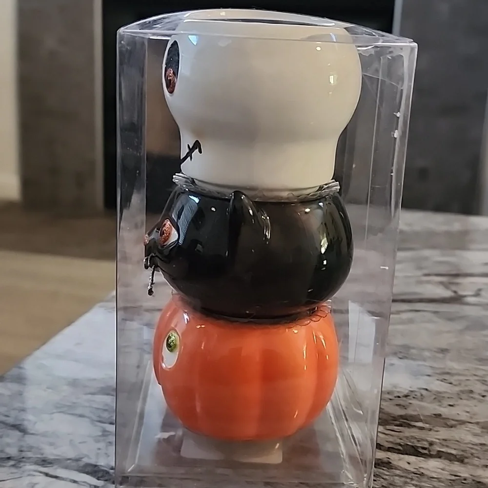 Hallmark Spooky Tea Light Candle Holder Set of 3 Ceramic Halloween NEW!